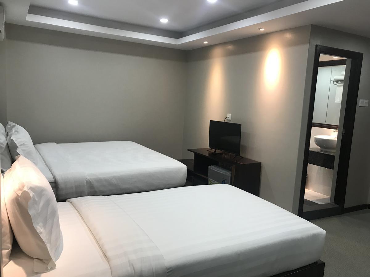 Tristar Hotel Rangun Kültér fotó