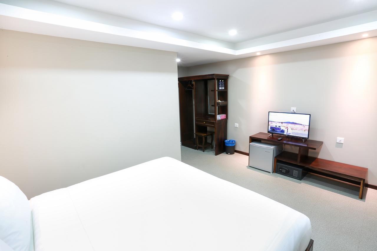 Tristar Hotel Rangun Kültér fotó