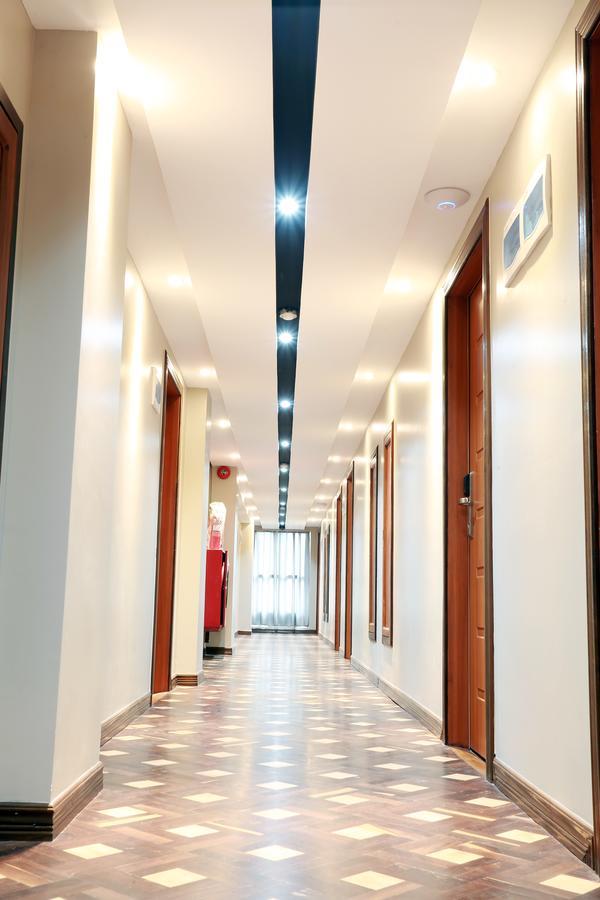 Tristar Hotel Rangun Kültér fotó