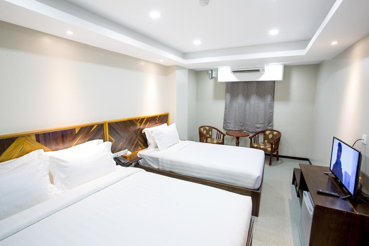 Tristar Hotel Rangun Kültér fotó