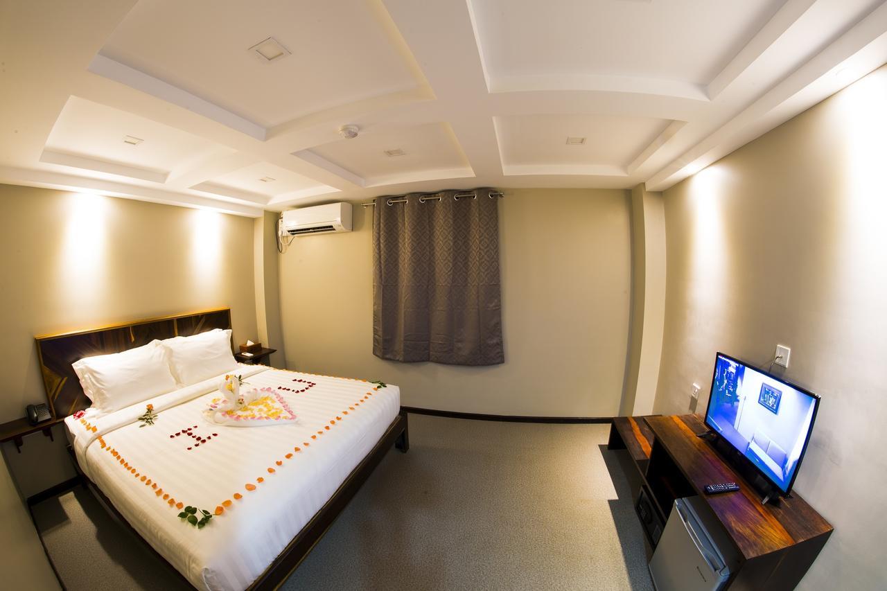 Tristar Hotel Rangun Kültér fotó