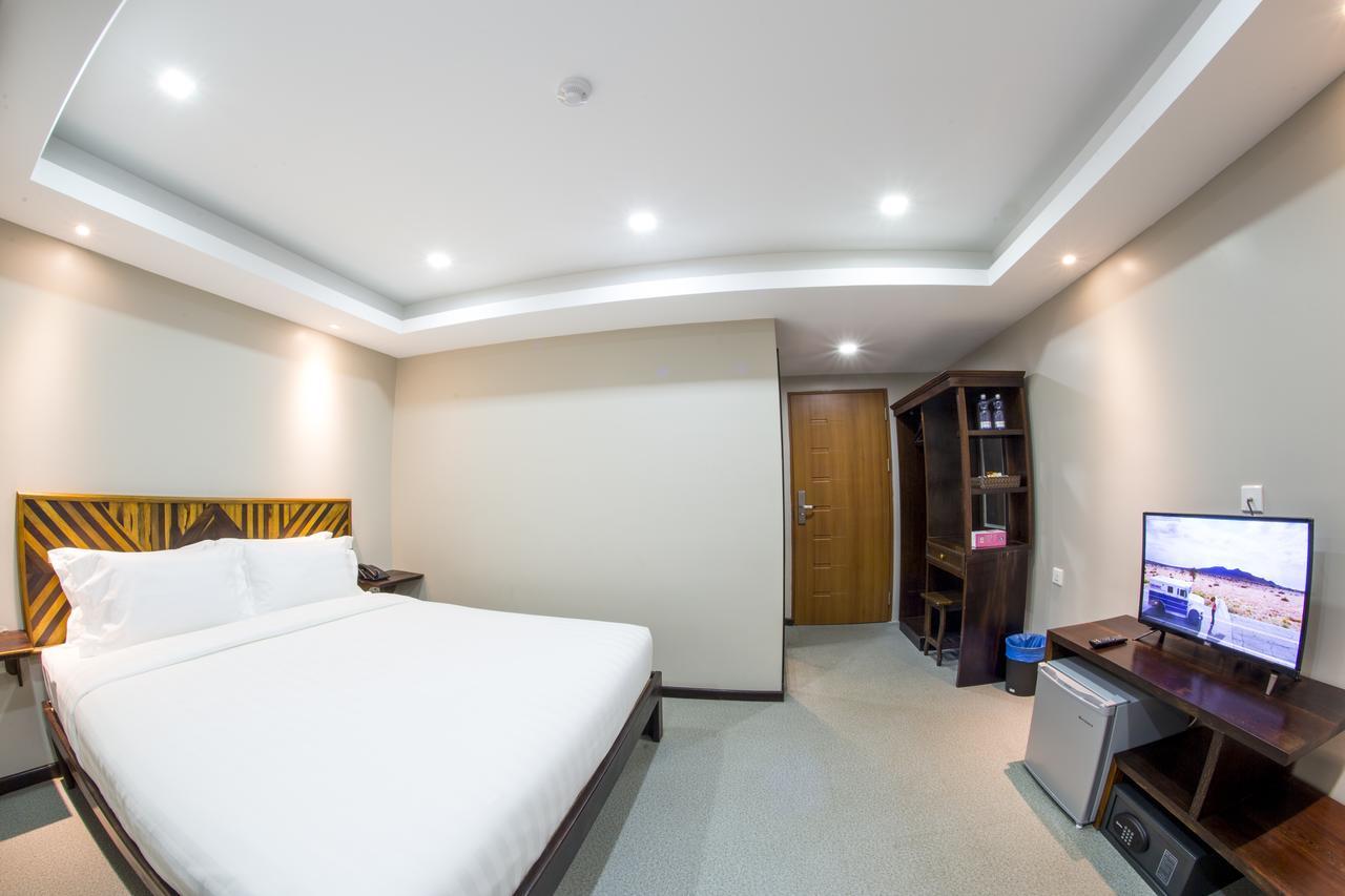 Tristar Hotel Rangun Kültér fotó